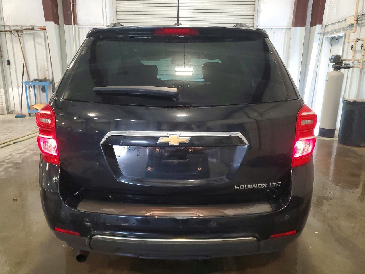 2016 CHEVROLET EQUINOX LTZ photo 11