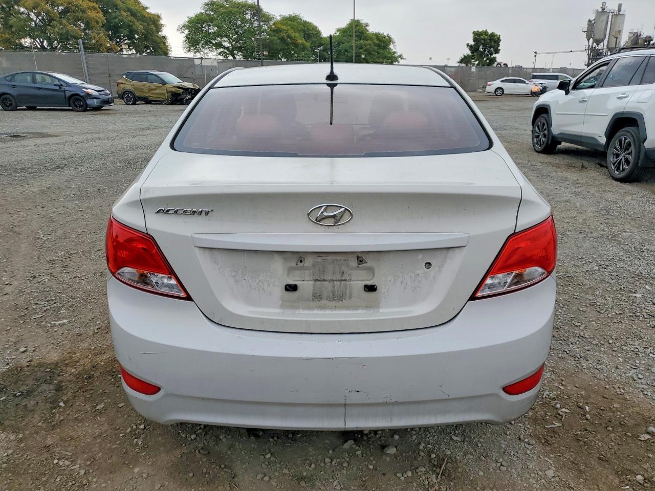 2016 HYUNDAI ACCENT SE photo 11