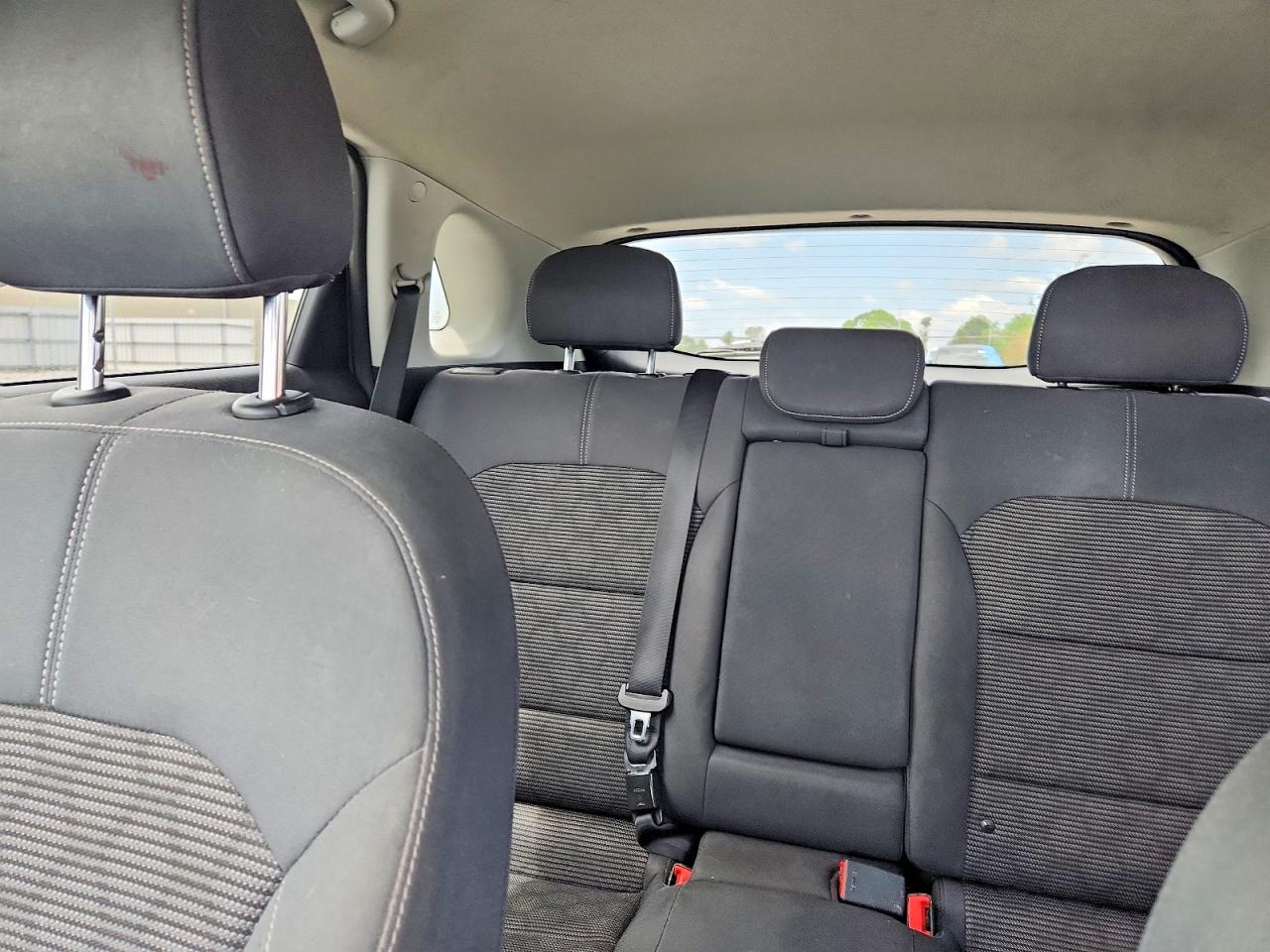 2019 KIA NIRO LX photo 10