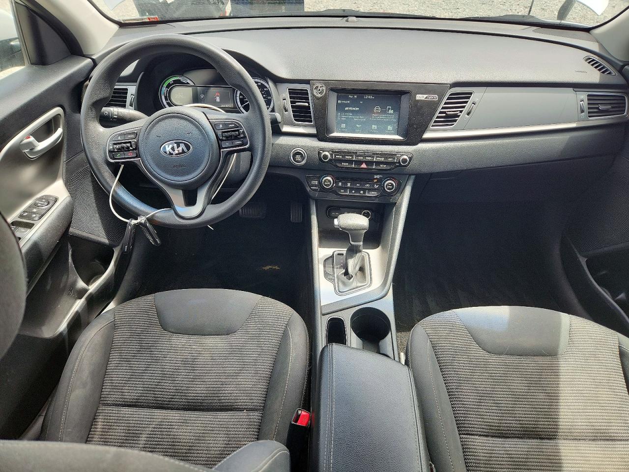 2019 KIA NIRO LX photo 8