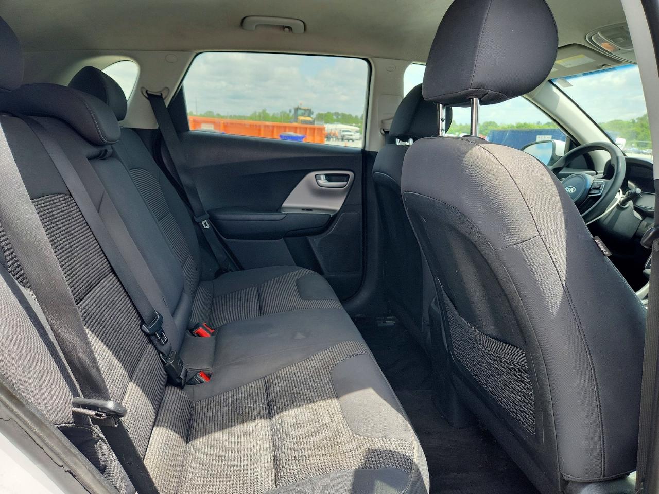2019 KIA NIRO LX photo 11