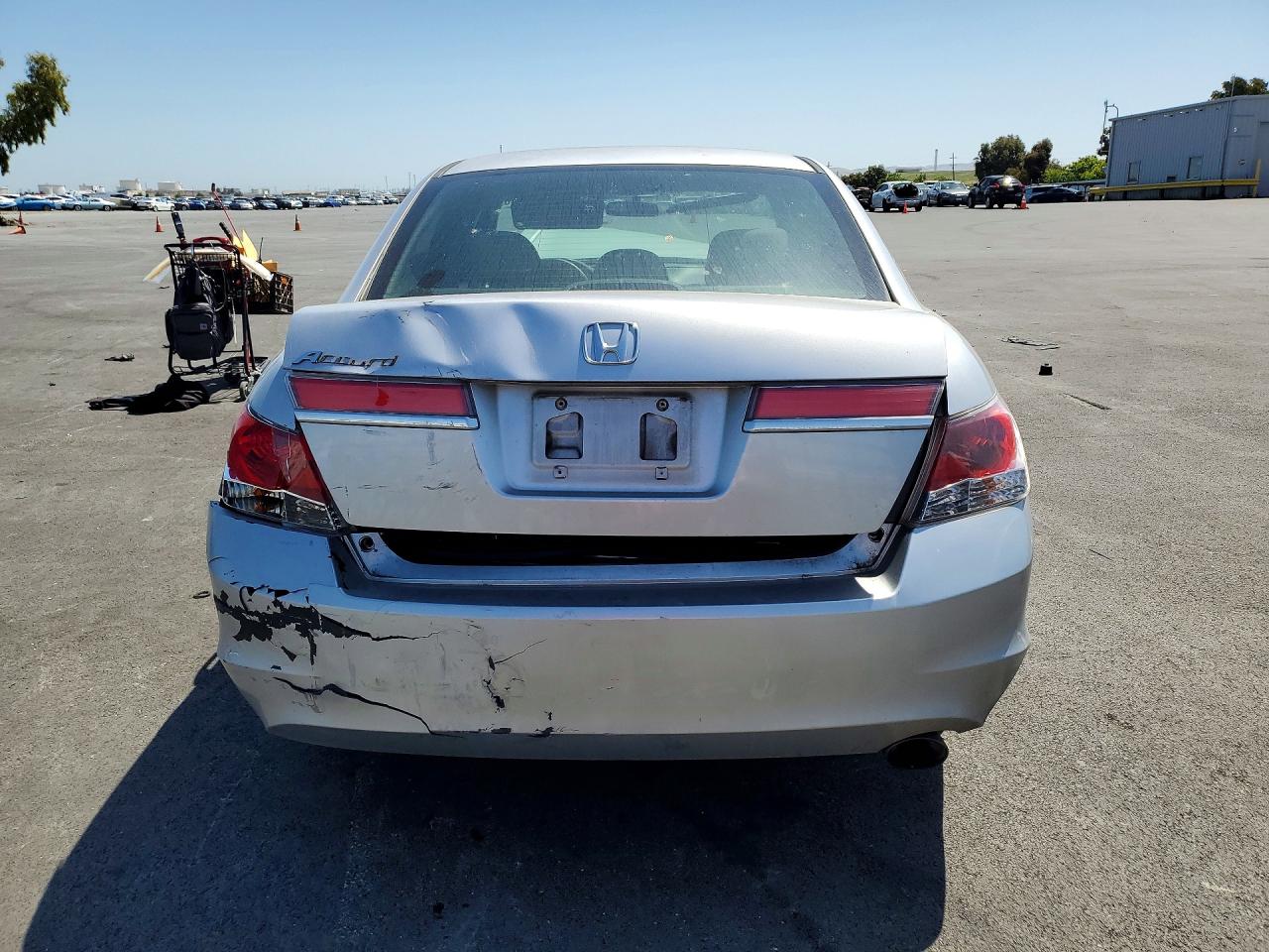 2012 HONDA ACCORD LXP photo 11