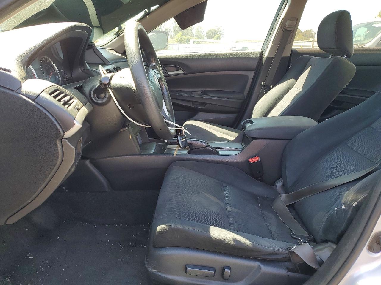 2012 HONDA ACCORD LXP photo 13