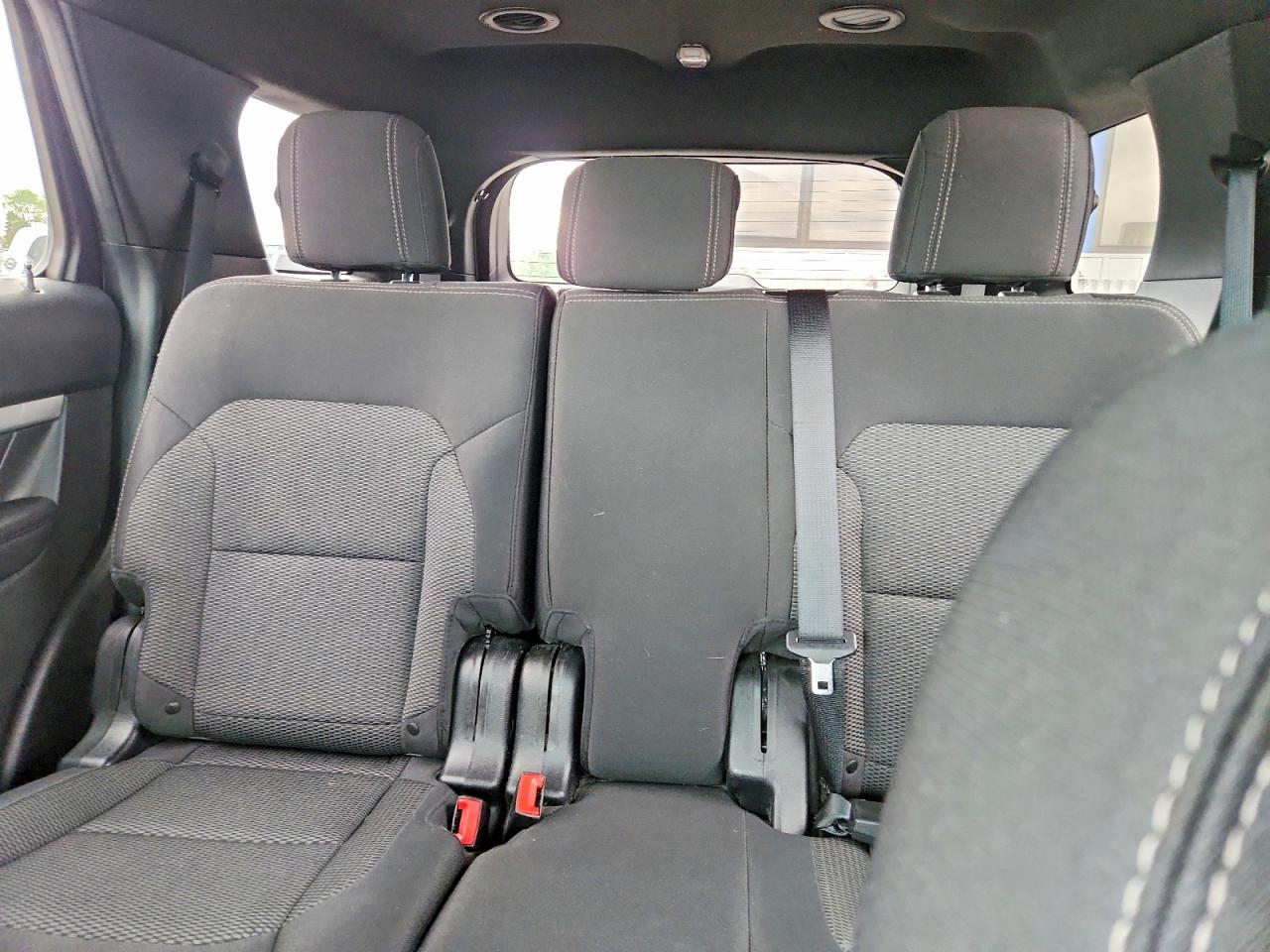 2017 FORD EXPLORER XLT photo 10