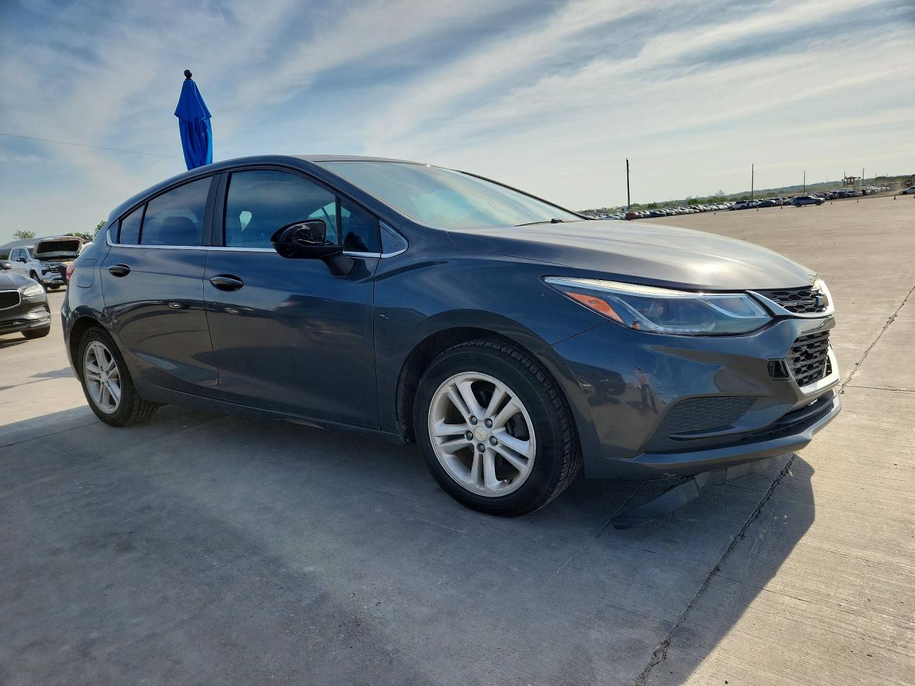 2017 CHEVROLET CRUZE LT photo 4