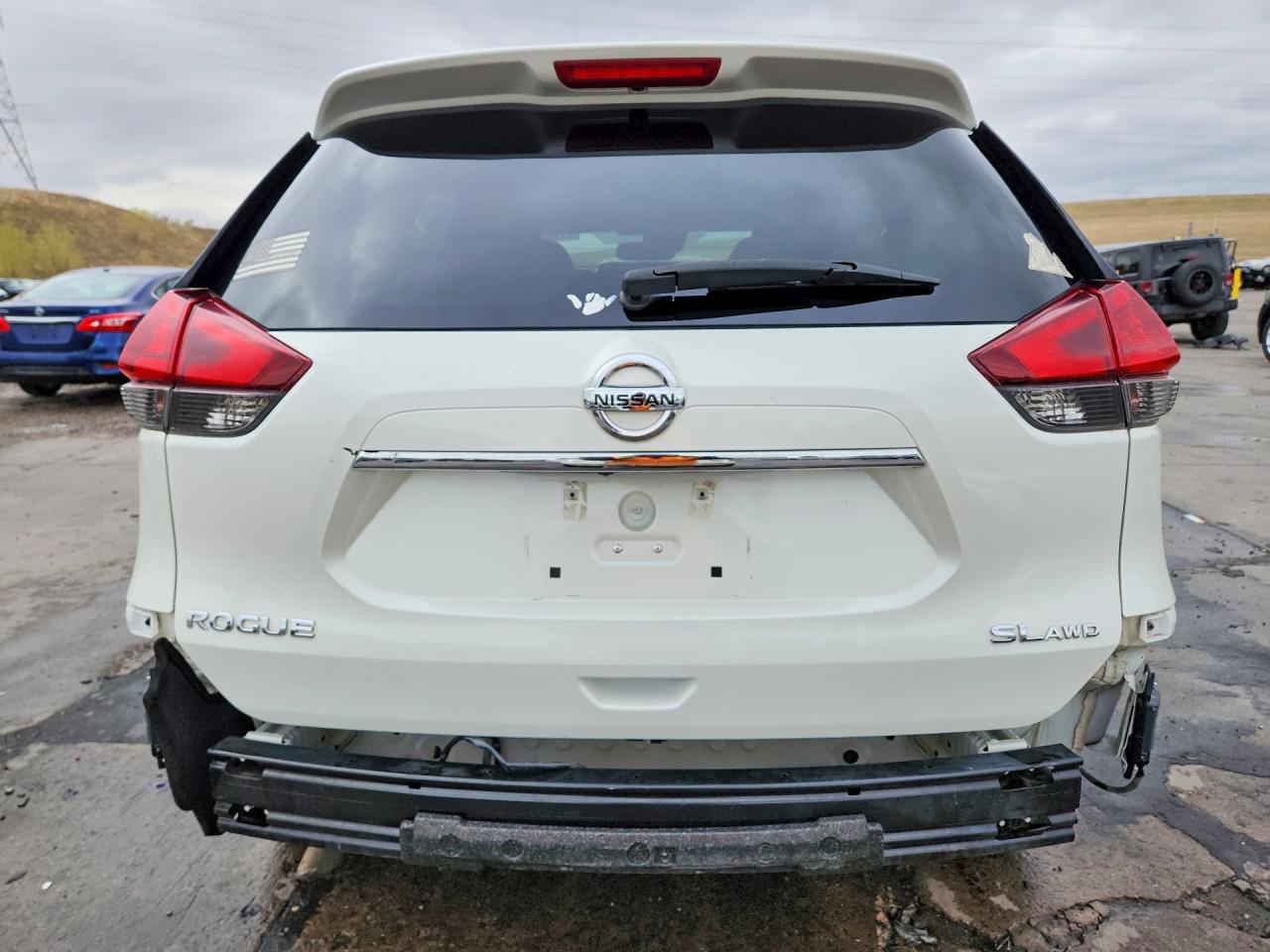 2017 NISSAN ROGUE SL photo 16