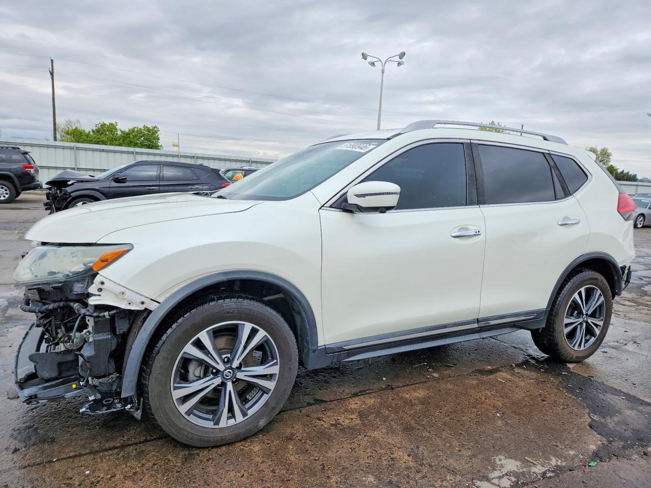 2017 NISSAN ROGUE