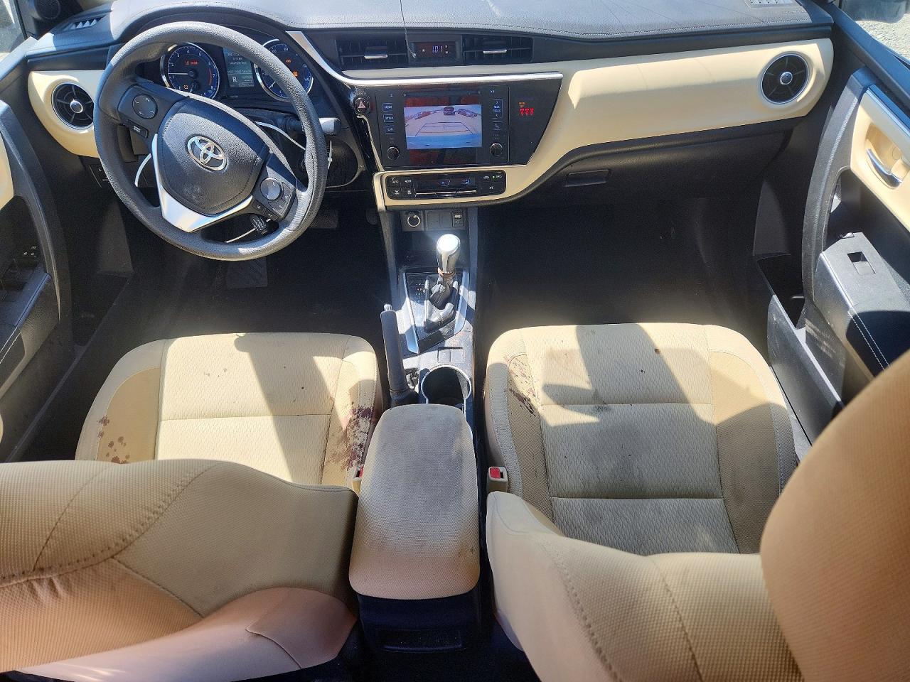 2018 TOYOTA COROLLA LE photo 15