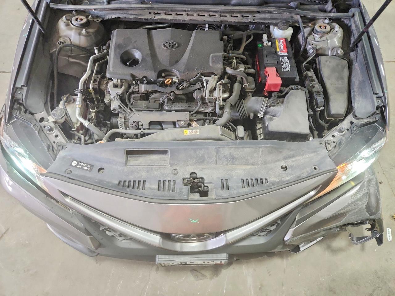 2019 TOYOTA CAMRY SE photo 11