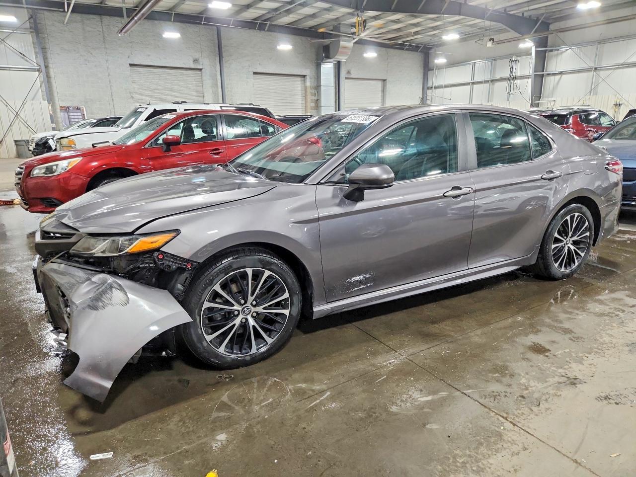 2019 TOYOTA CAMRY