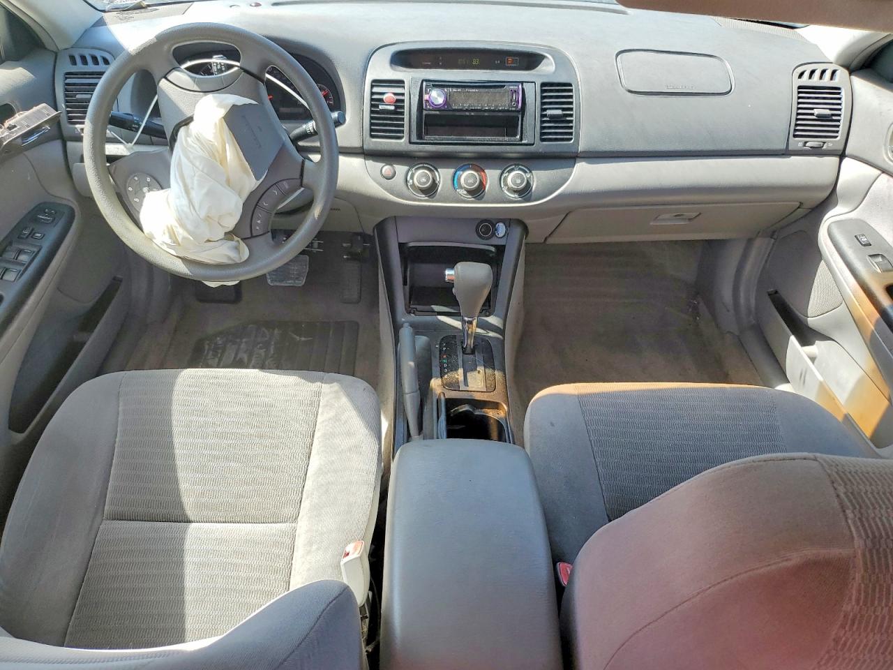 2005 TOYOTA CAMRY LE photo 22