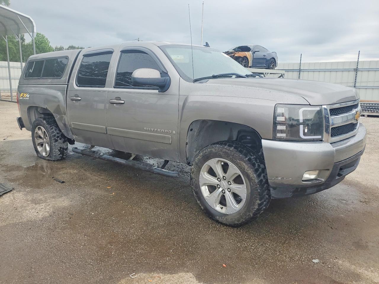 2007 CHEVROLET SILVERADO K1500 CREW CAB photo 4