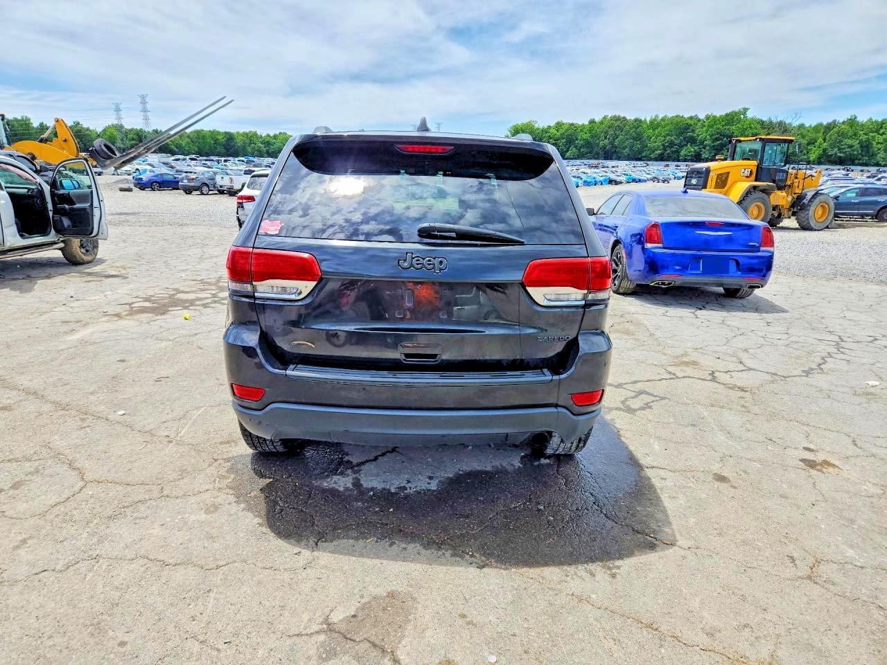 2014 JEEP GRAND CHEROKEE LAREDO photo 6