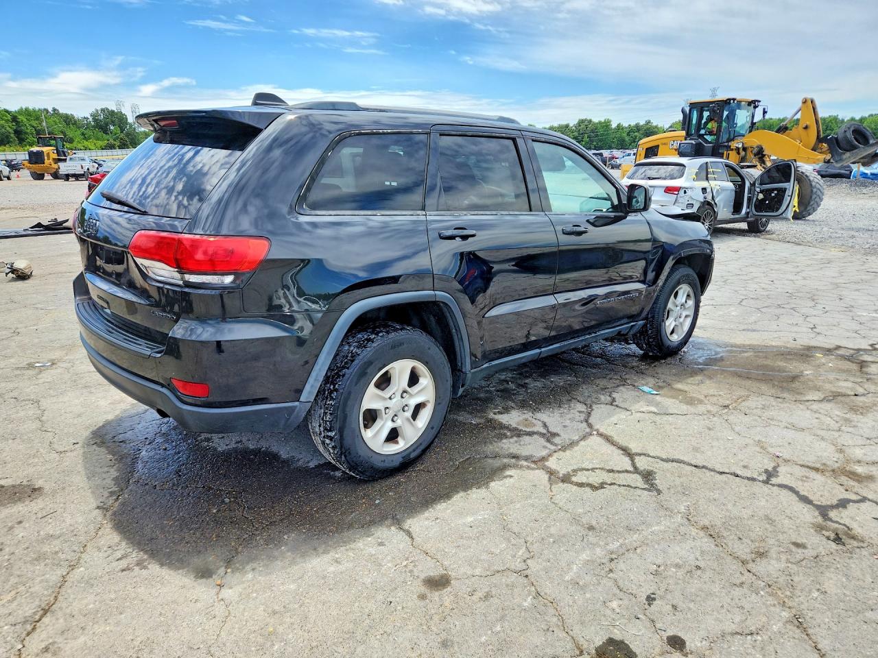 2014 JEEP GRAND CHEROKEE LAREDO photo 3