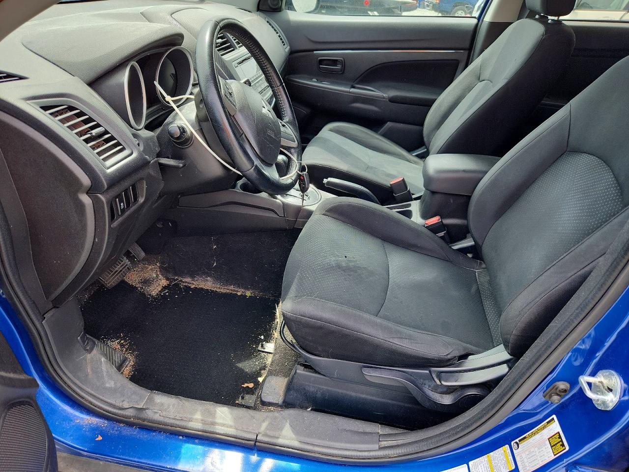 2015 MITSUBISHI OUTLANDER SPORT ES photo 13