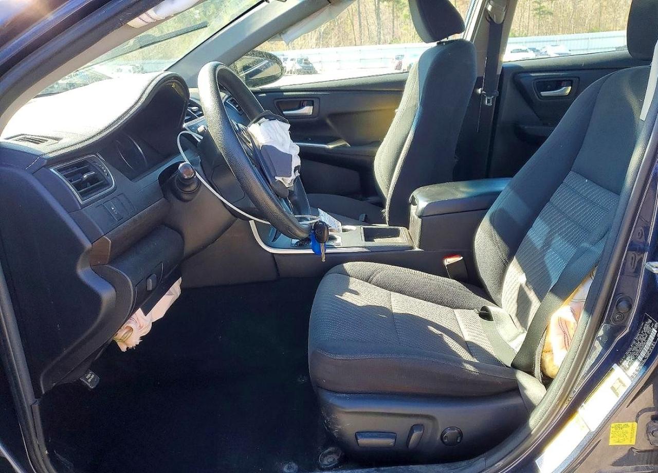 2017 TOYOTA CAMRY LE photo 19