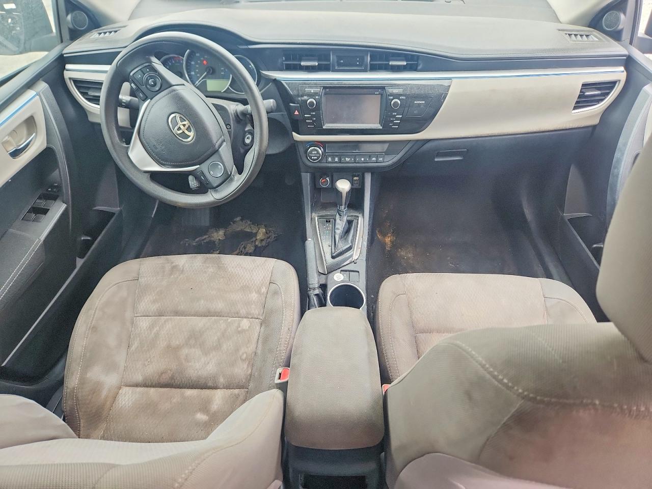 2015 TOYOTA COROLLA LE photo 15