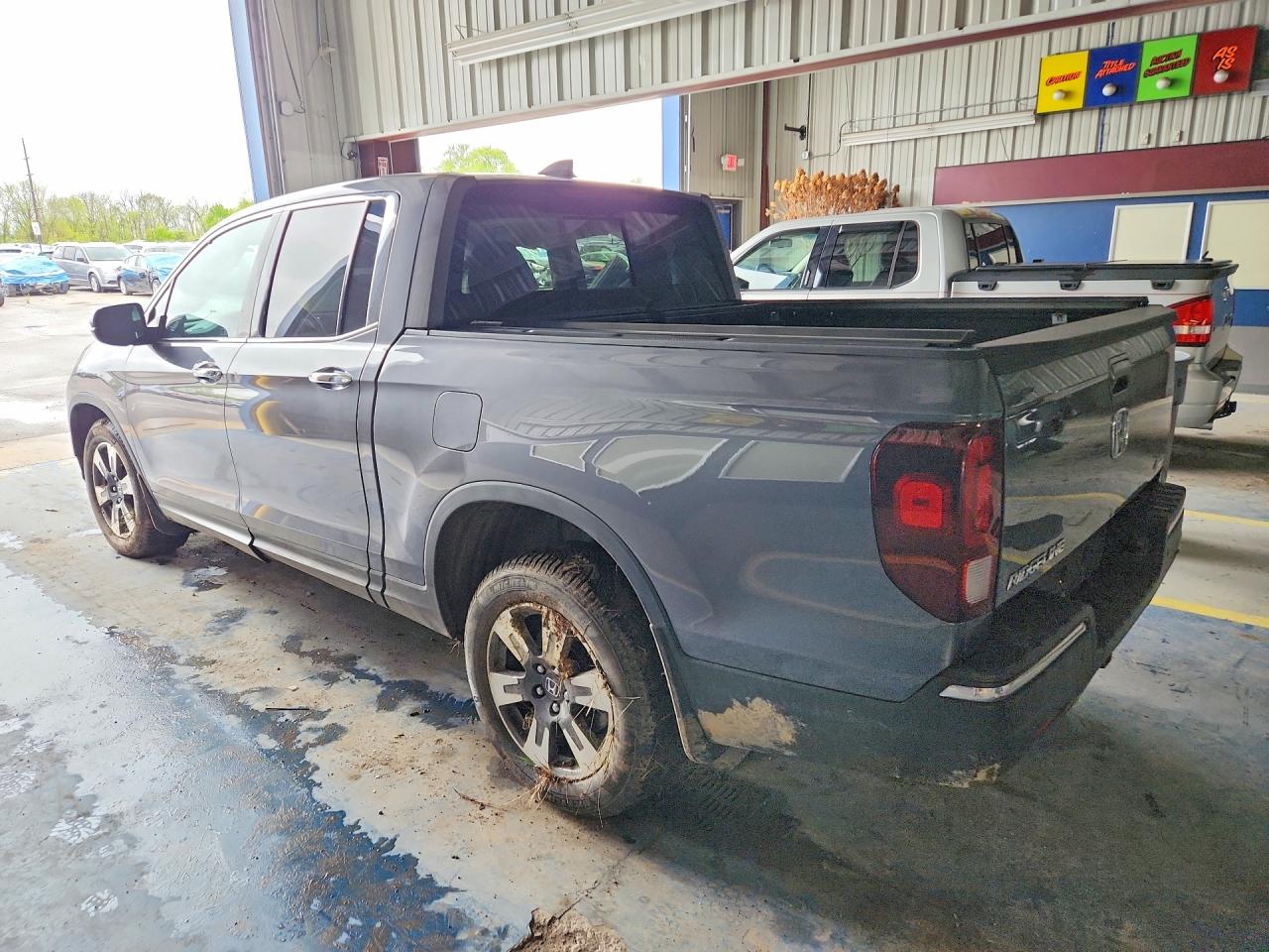 2019 HONDA RIDGELINE RTL photo 3