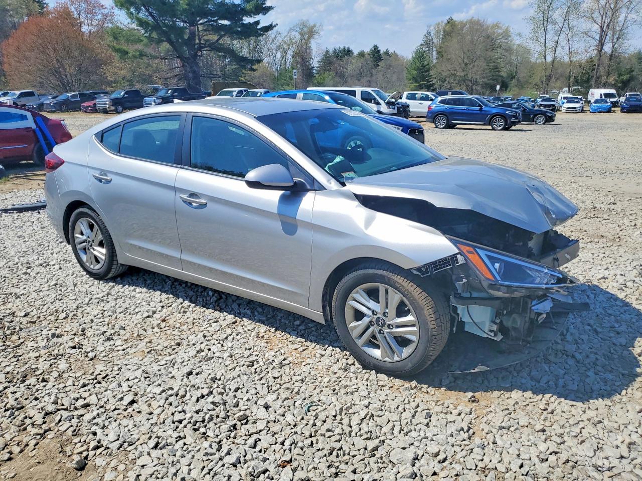 2020 HYUNDAI ELANTRA SEL photo 10