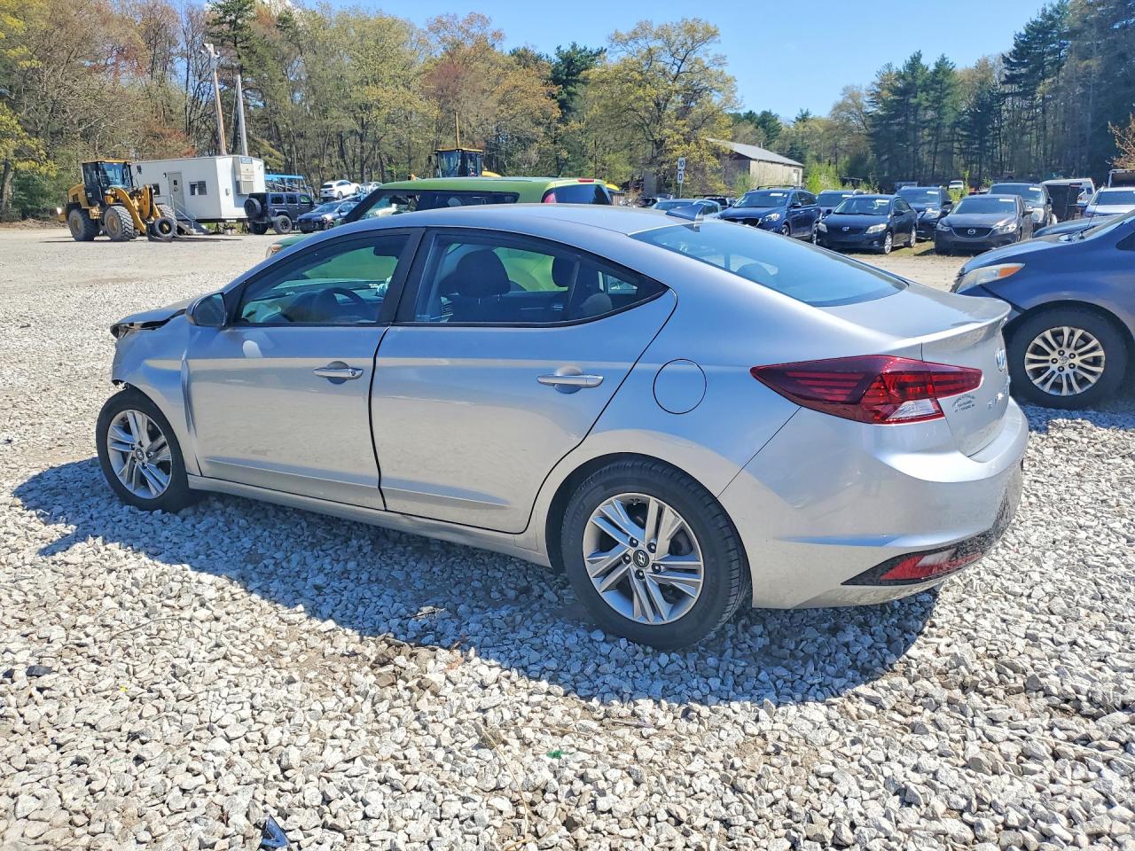 2020 HYUNDAI ELANTRA SEL photo 4