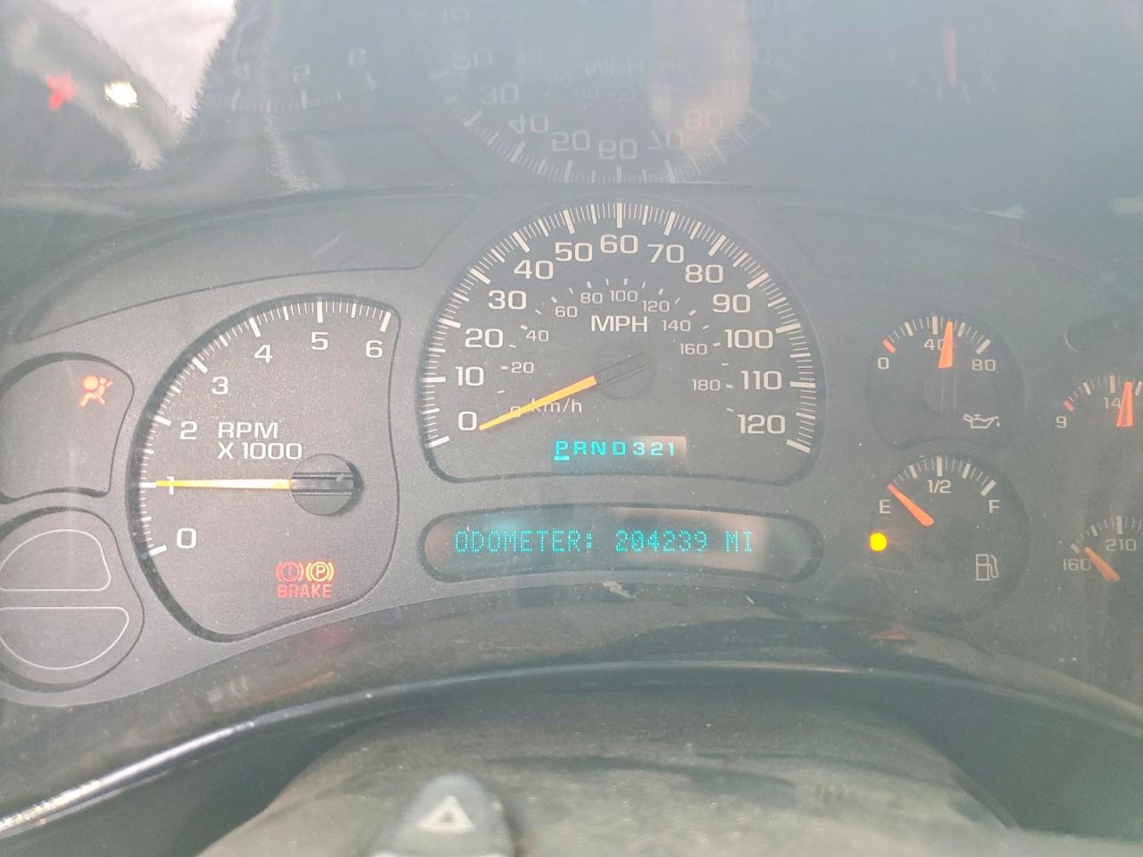 2003 CHEVROLET SUBURBAN K1500 photo 17