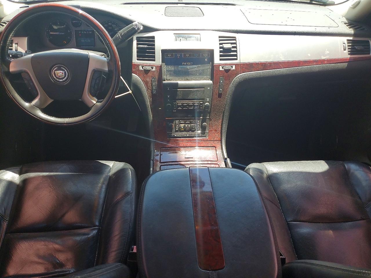 2008 CADILLAC ESCALADE LUXURY photo 15