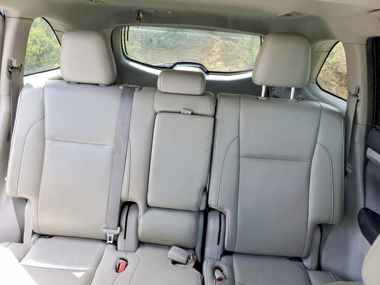2017 TOYOTA HIGHLANDER XLE photo 10