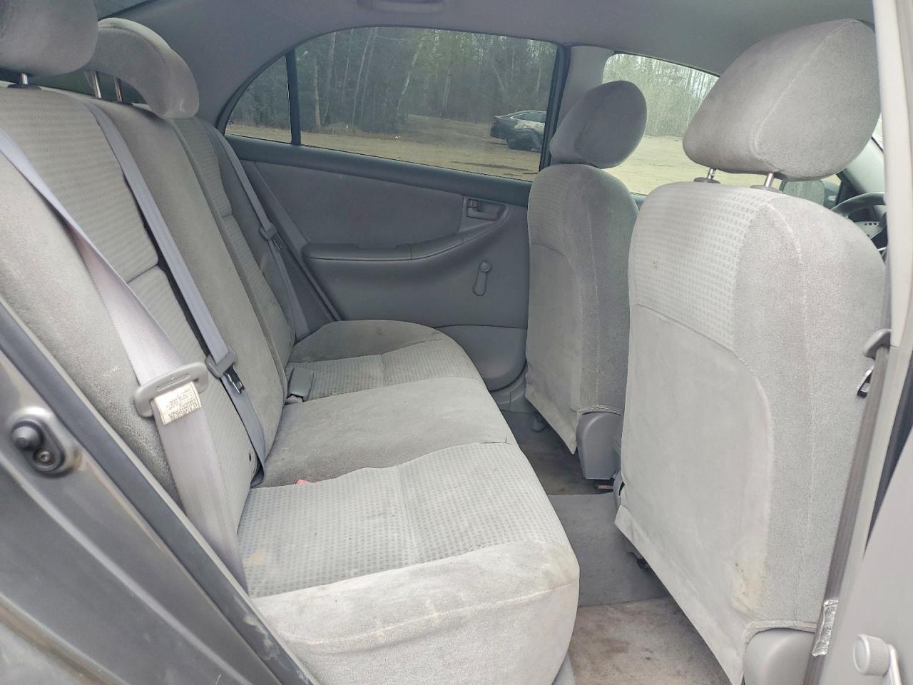 2005 TOYOTA COROLLA CE photo 19