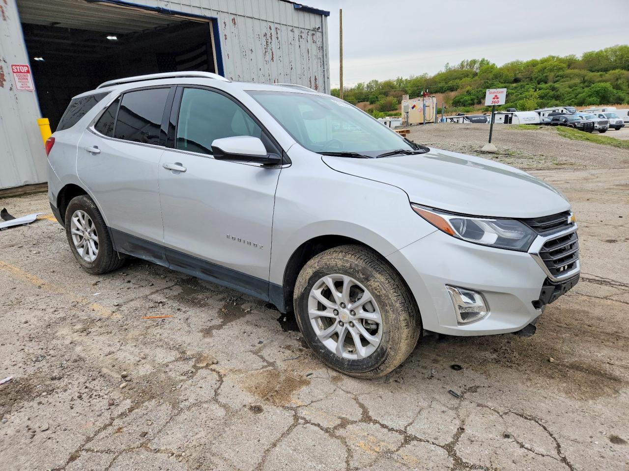 2020 CHEVROLET EQUINOX LT photo 7