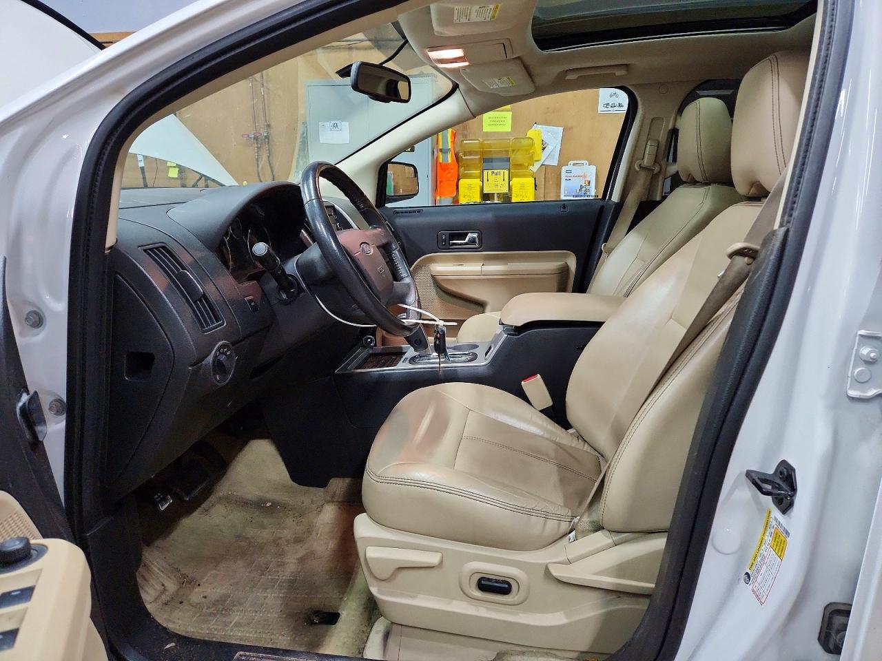 2010 FORD EDGE SEL photo 19