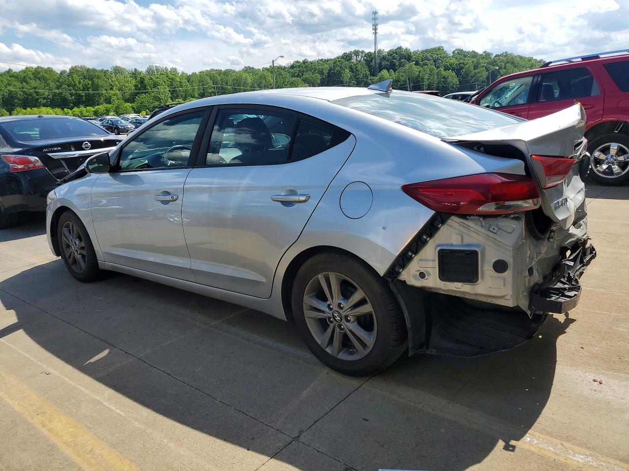 2017 HYUNDAI ELANTRA SE photo 2