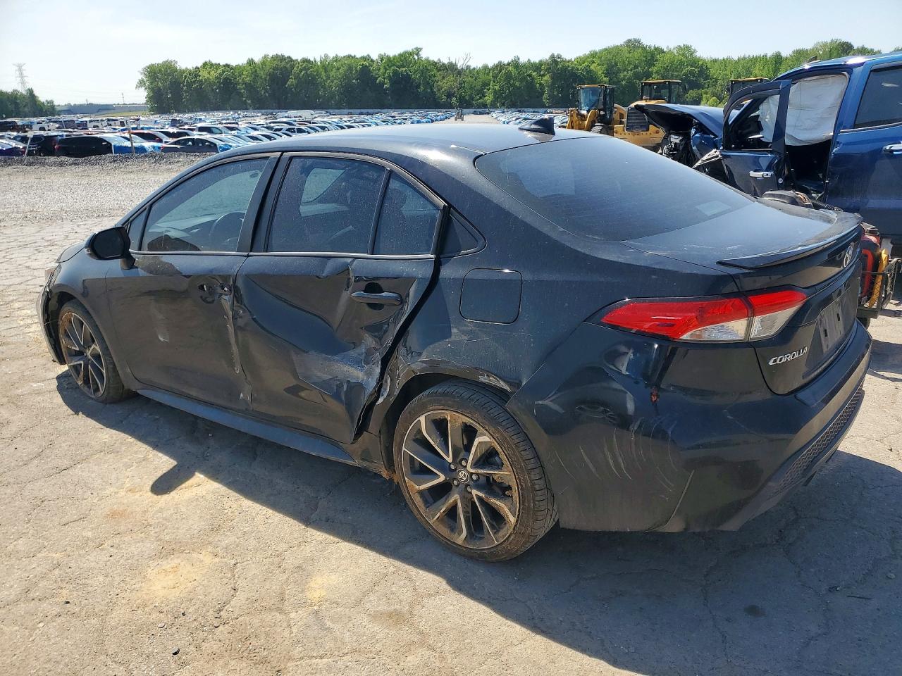 2020 TOYOTA COROLLA SE photo 3