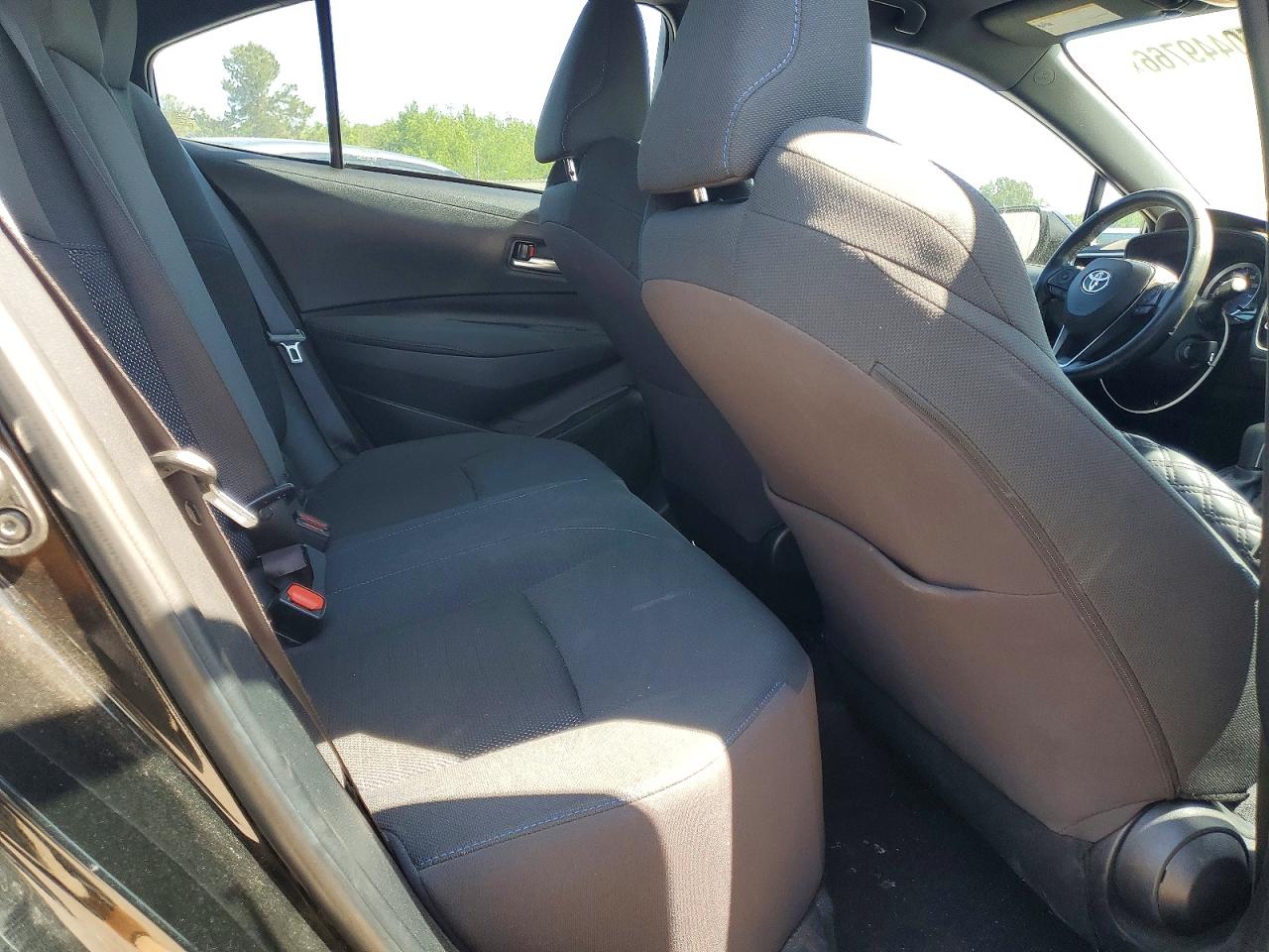 2020 TOYOTA COROLLA SE photo 19