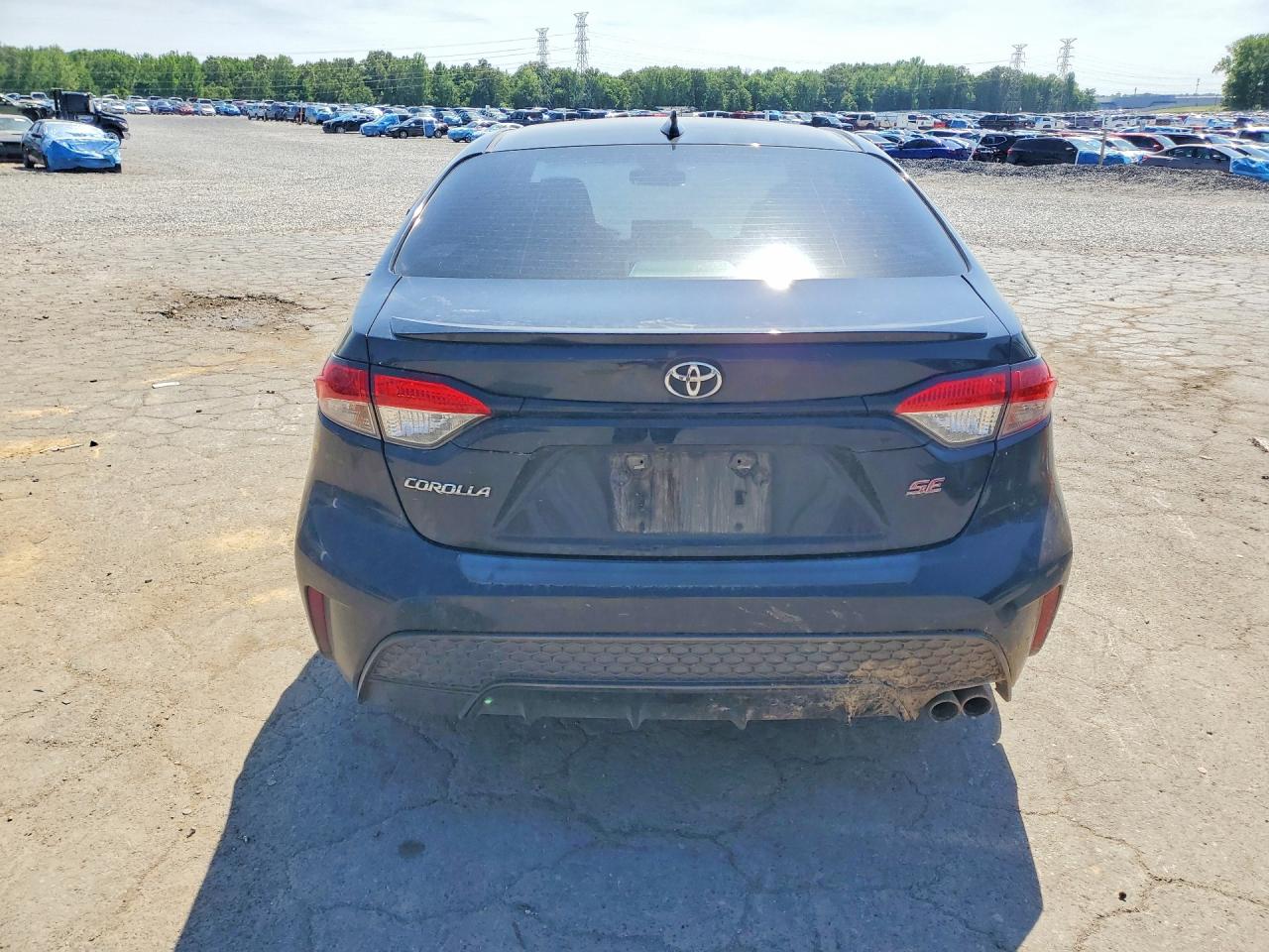 2020 TOYOTA COROLLA SE photo 11