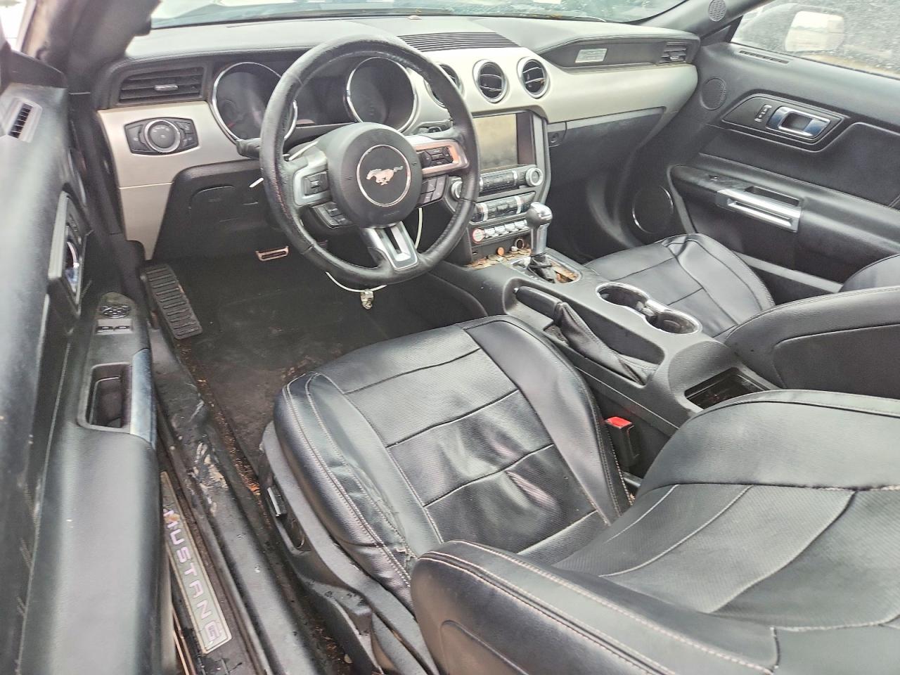 2015 FORD MUSTANG photo 15