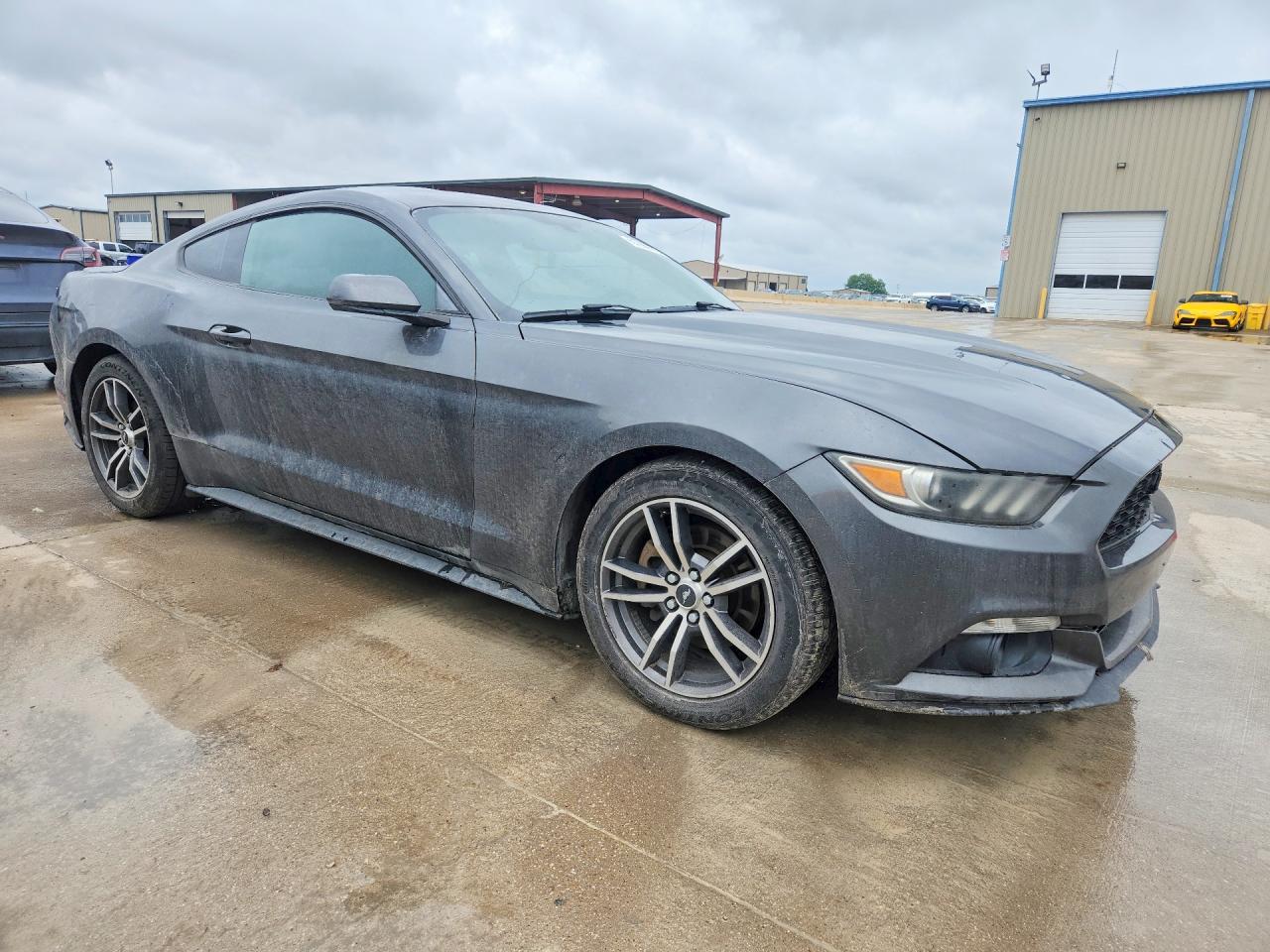 2015 FORD MUSTANG photo 7
