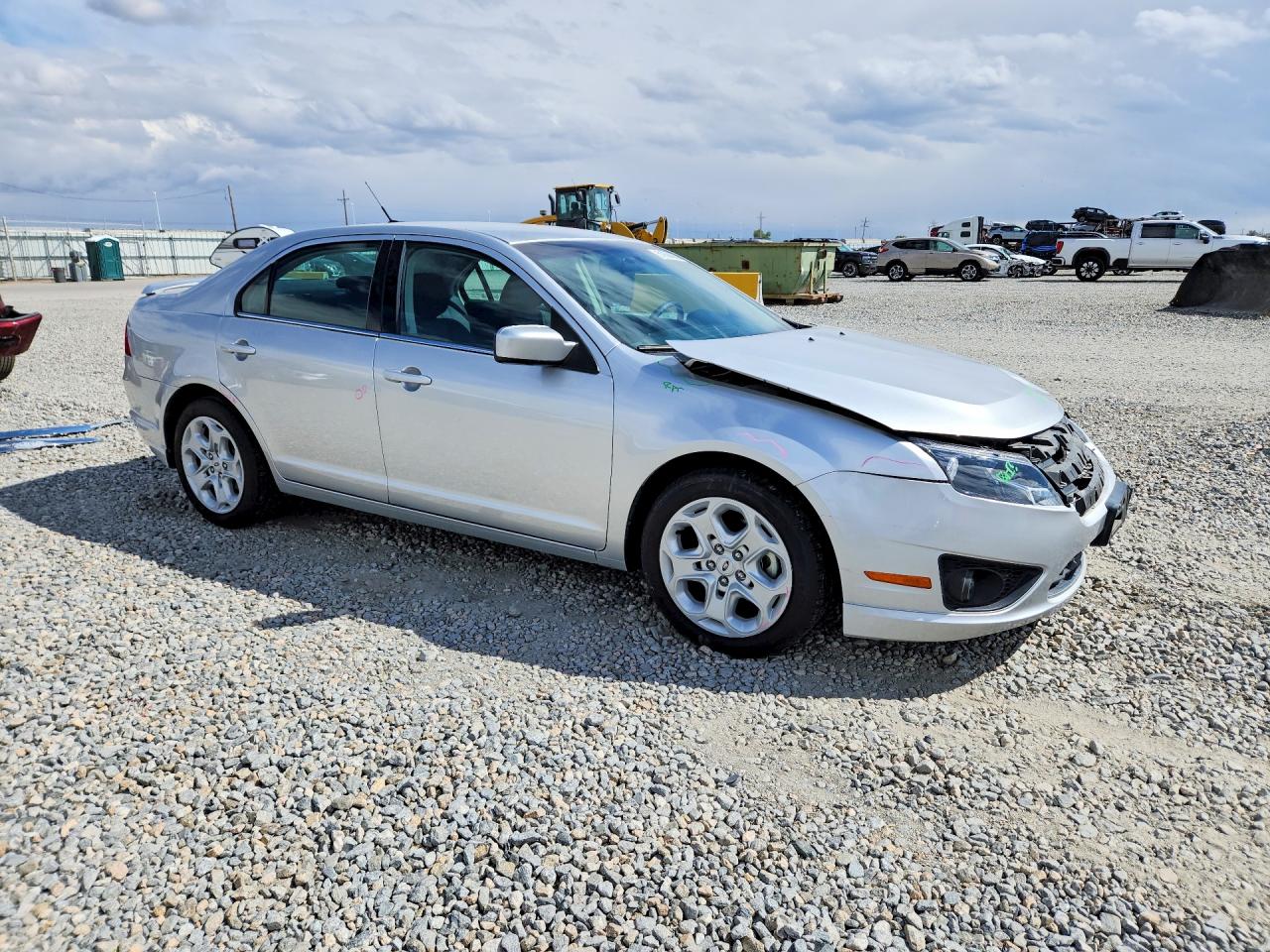2011 FORD FUSION SE photo 10