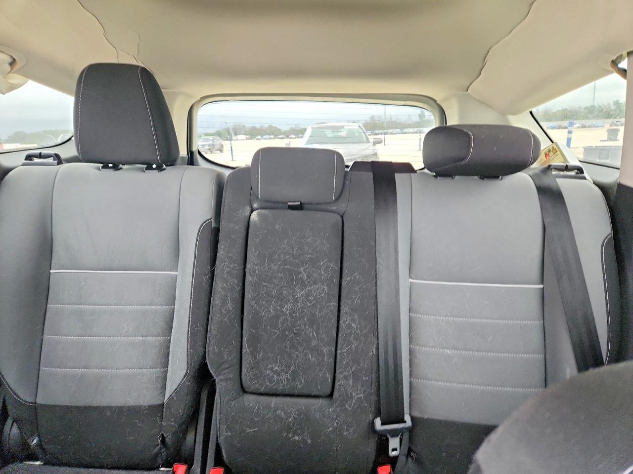 2015 FORD ESCAPE SE photo 19