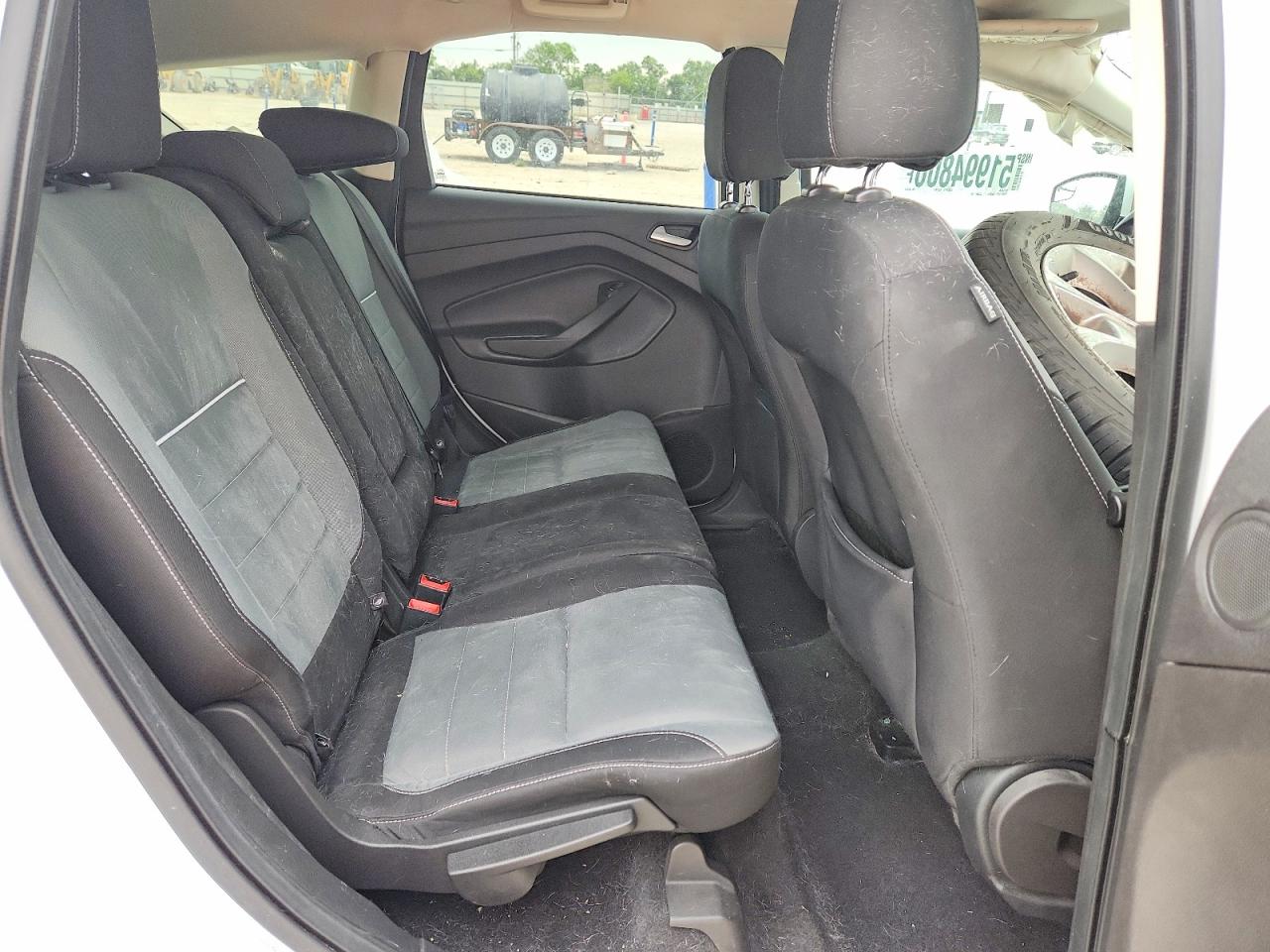 2015 FORD ESCAPE SE photo 21