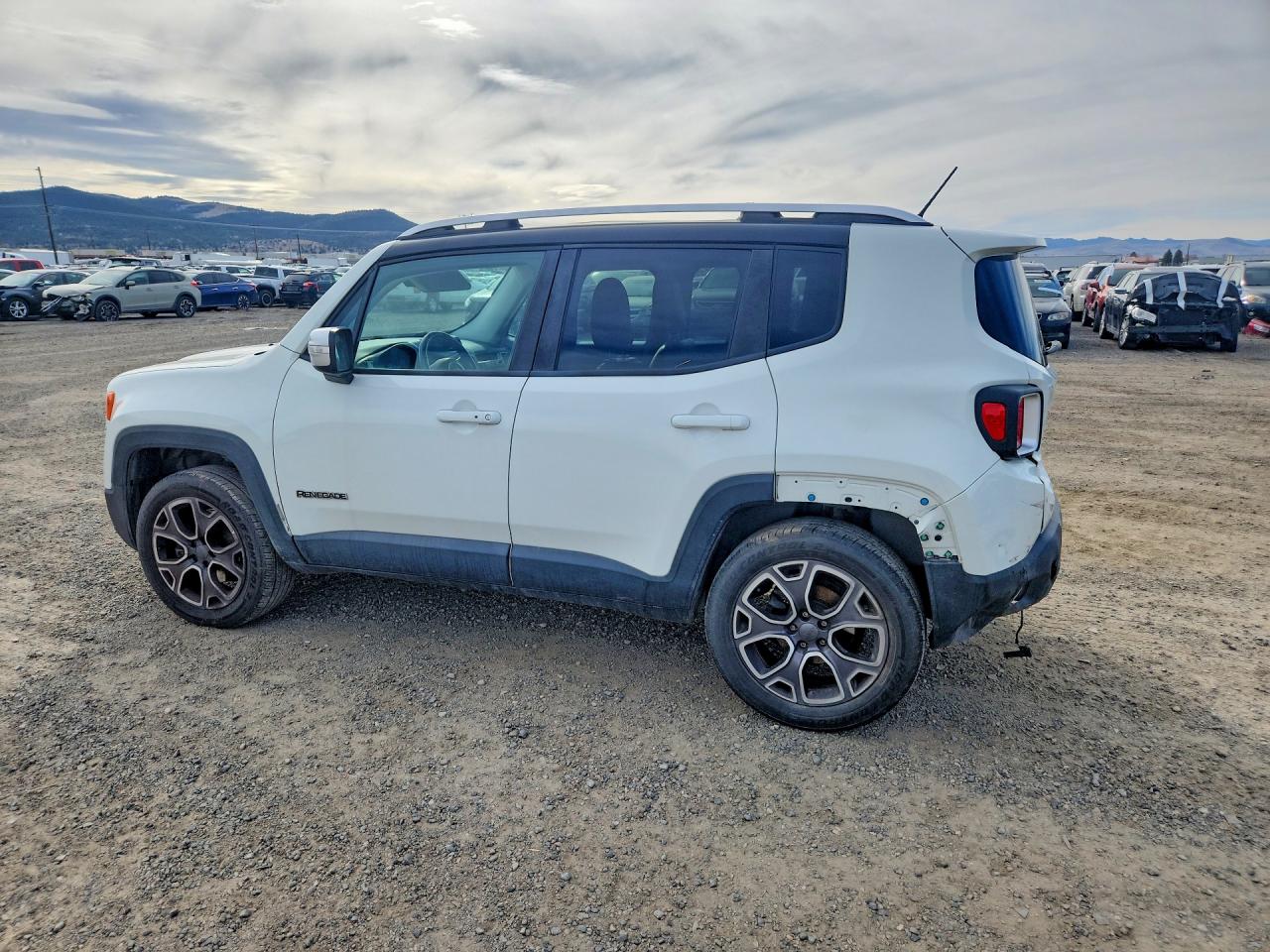 2015 JEEP RENEGADE LIMITED photo 3