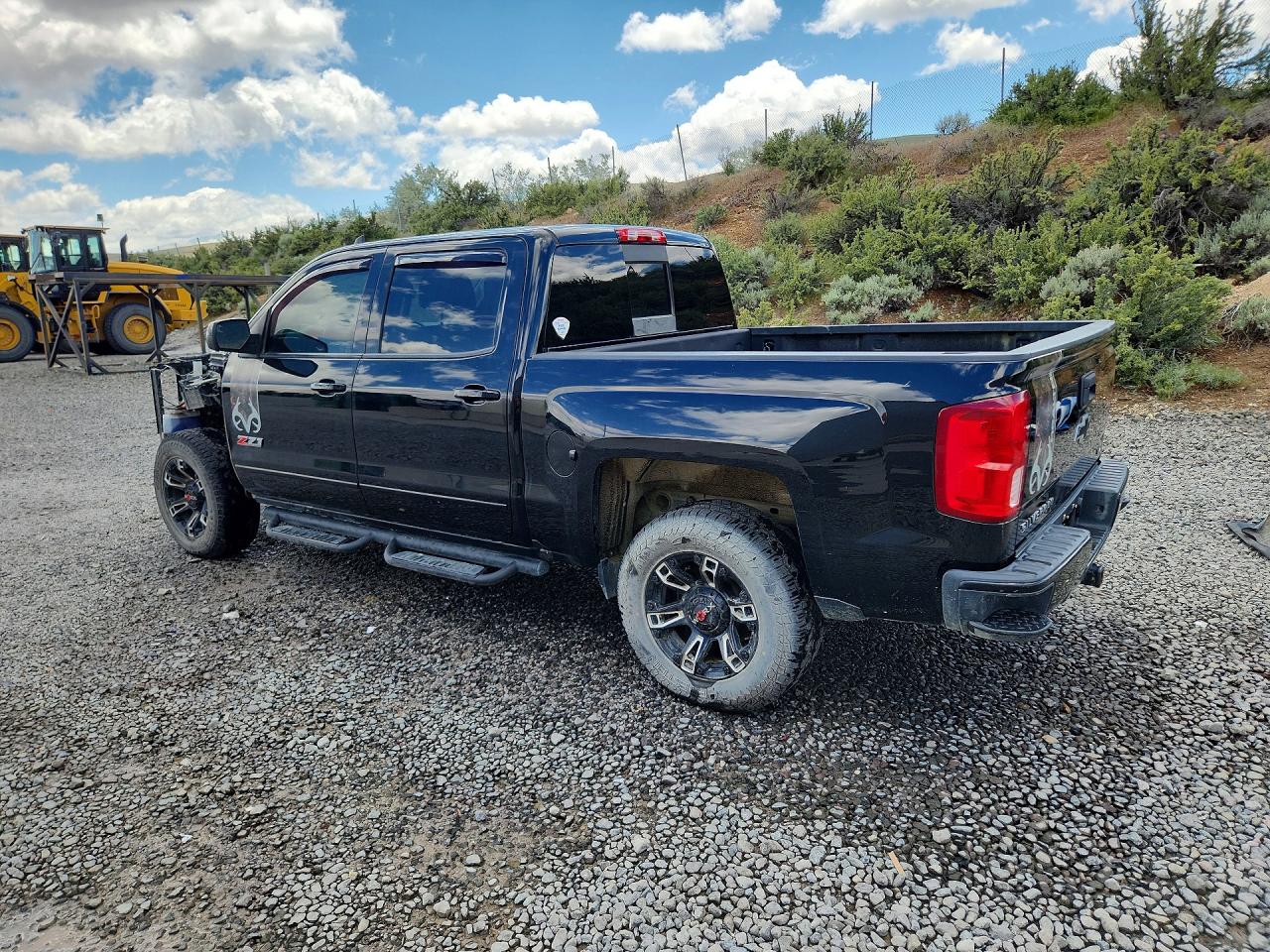 2016 CHEVROLET SILVERADO K1500 LTZ photo 4