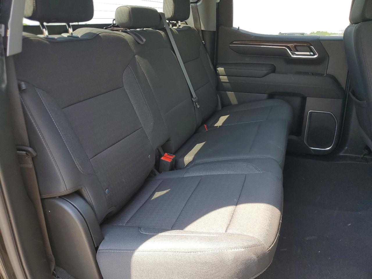 2024 CHEVROLET SILVERADO K1500 LT-L photo 28