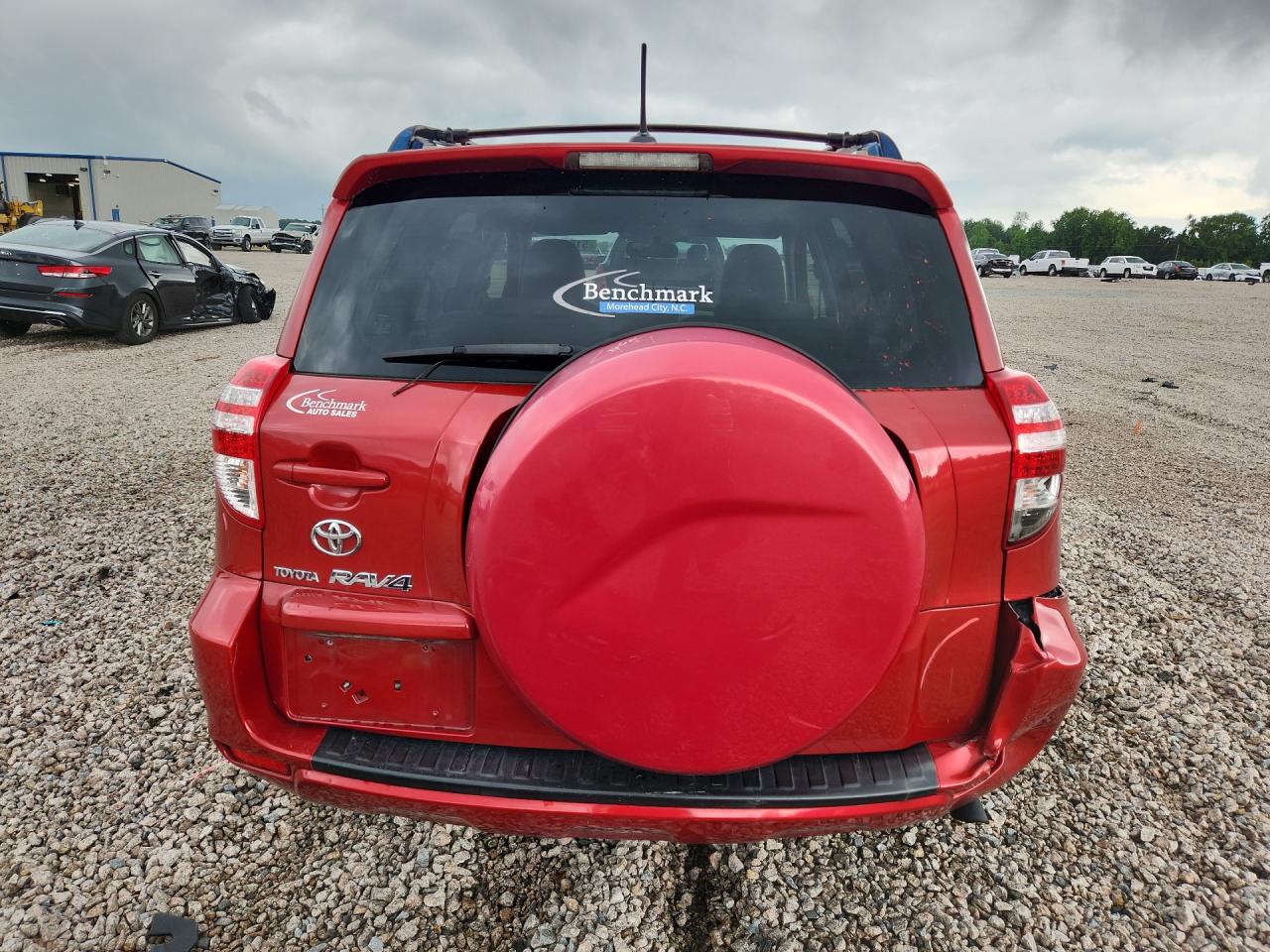 2010 TOYOTA RAV4 BASE photo 11