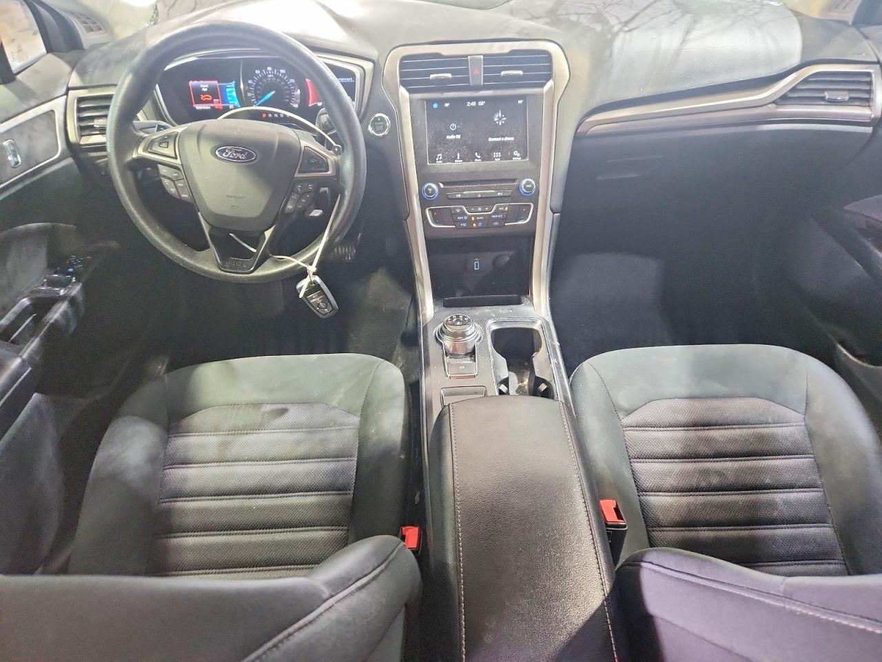 2017 FORD FUSION SE photo 15