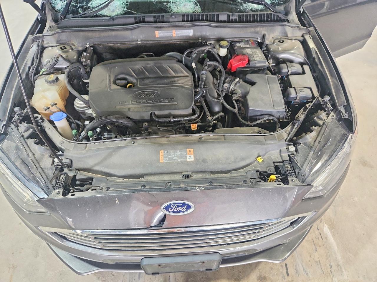 2017 FORD FUSION SE photo 21