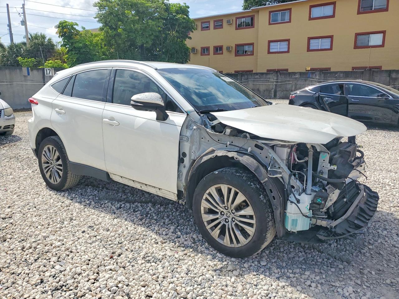 2021 TOYOTA VENZA LIMITED photo 4