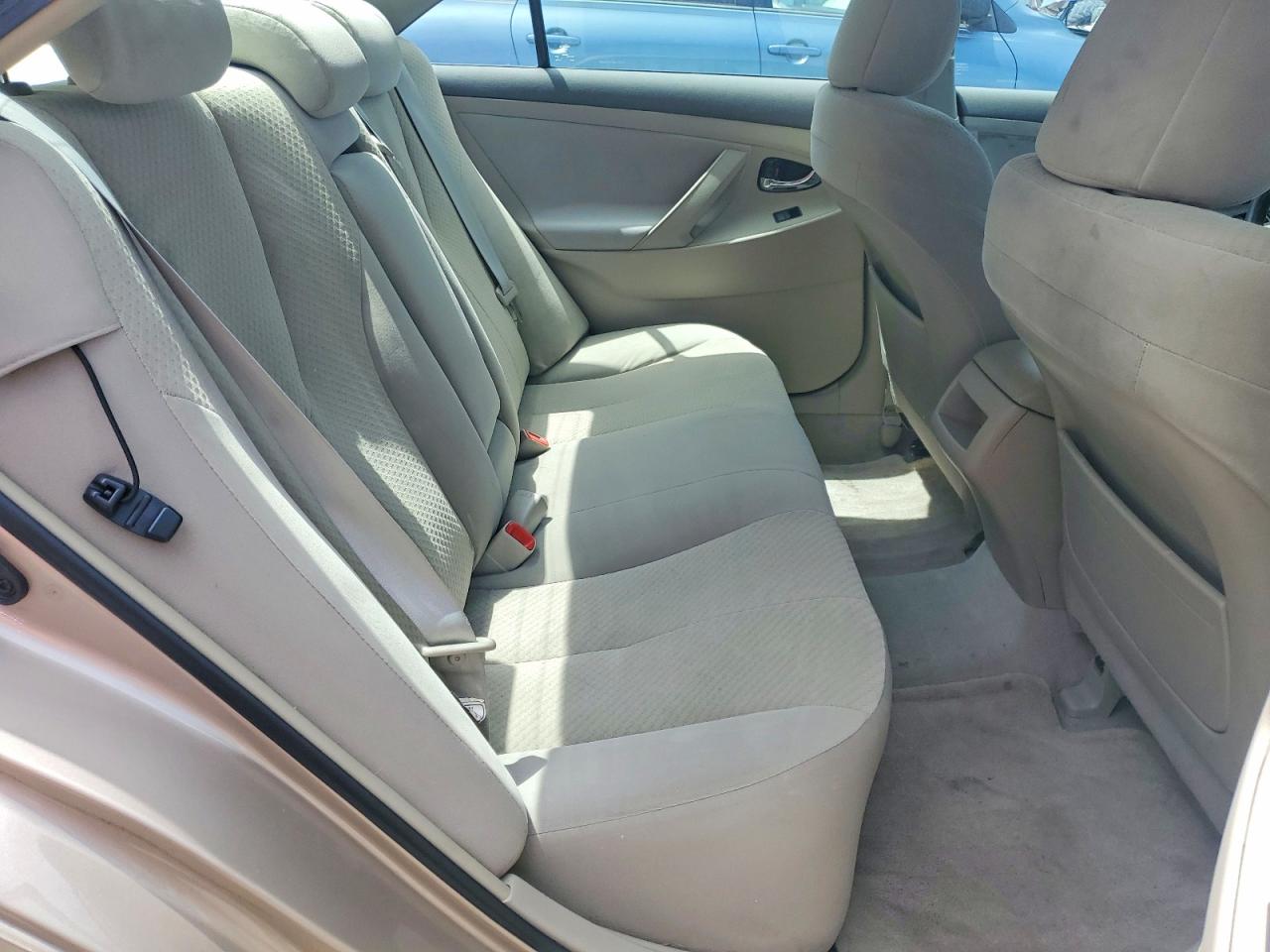 2008 TOYOTA CAMRY LE photo 28