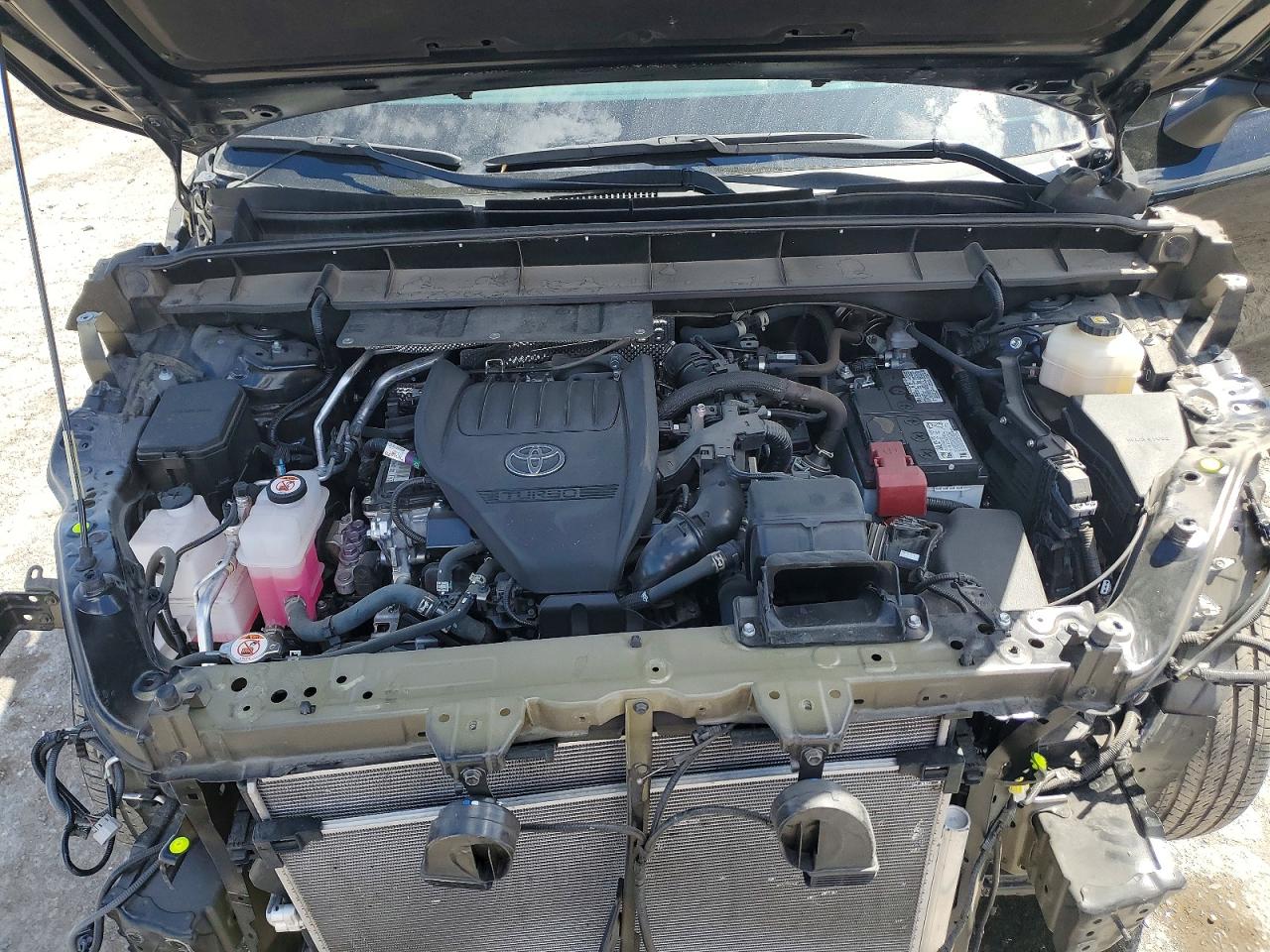 2023 TOYOTA HIGHLANDER XLE photo 23