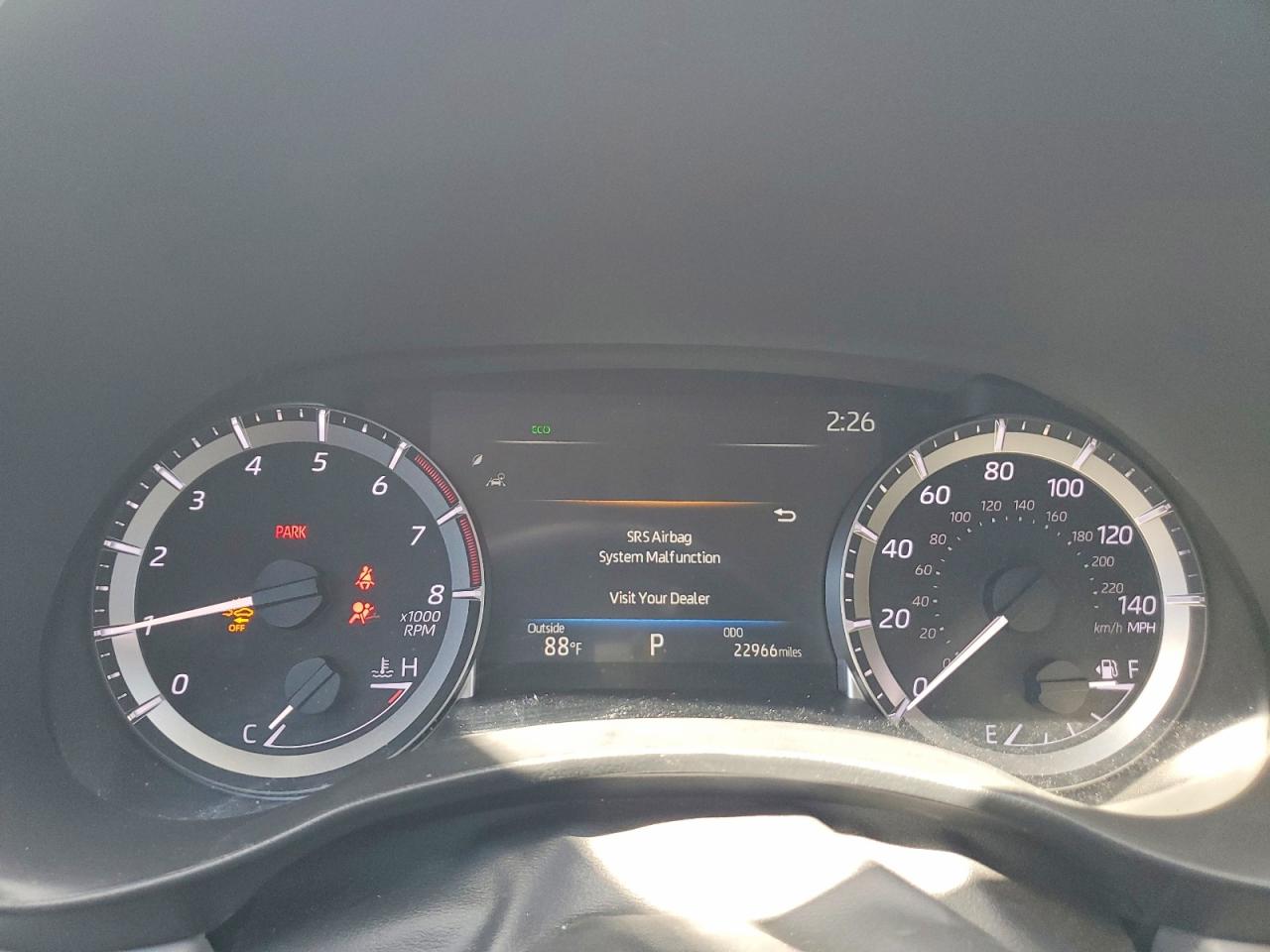 2023 TOYOTA HIGHLANDER XLE photo 17