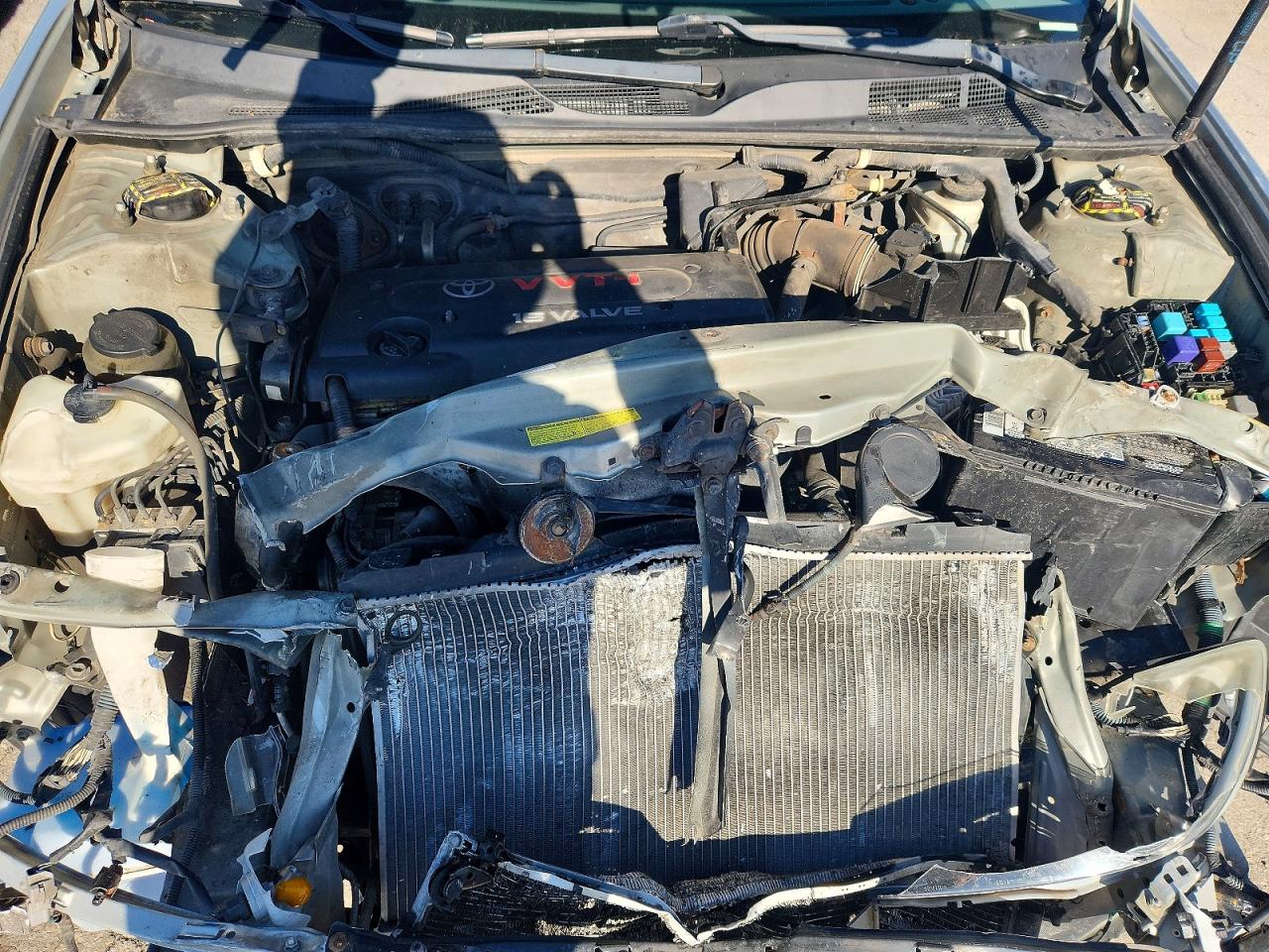 2005 TOYOTA CAMRY XLE photo 21